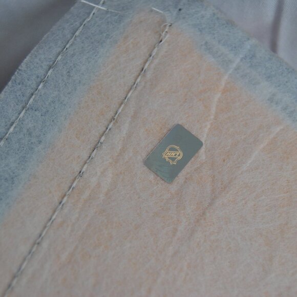 Nashville Predators NHL Pennant Signed - Picture 6 of 9